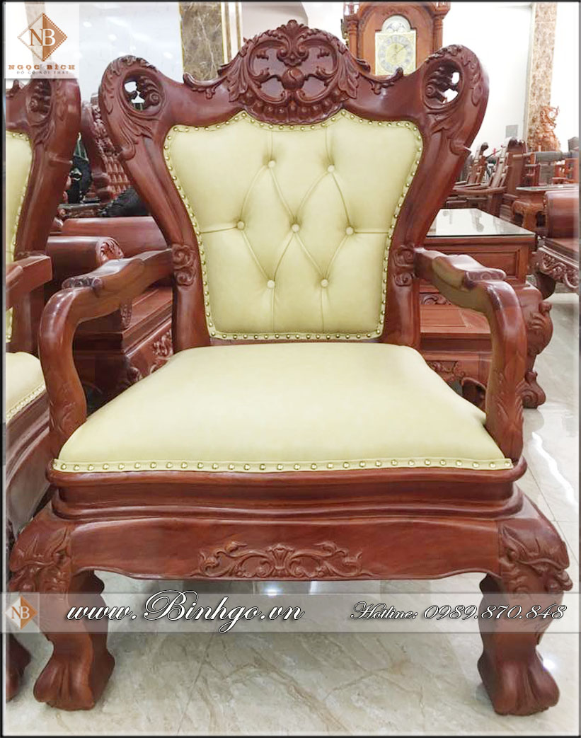 Ghế lãnh đạo gỗ tự nhiên. Được thiết kế theo phong cách cổ điển với chất liệu gỗ Gõ Đỏ hoặc gỗ Hương. Kết hợp bộc Da