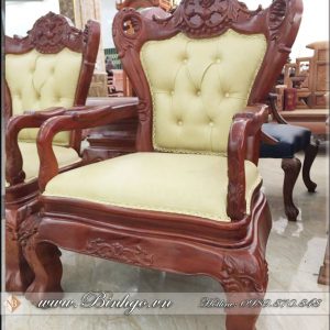 Ghế lãnh đạo gỗ tự nhiên. Được thiết kế theo phong cách cổ điển với chất liệu gỗ Gõ Đỏ hoặc gỗ Hương. Kết hợp bộc Da
