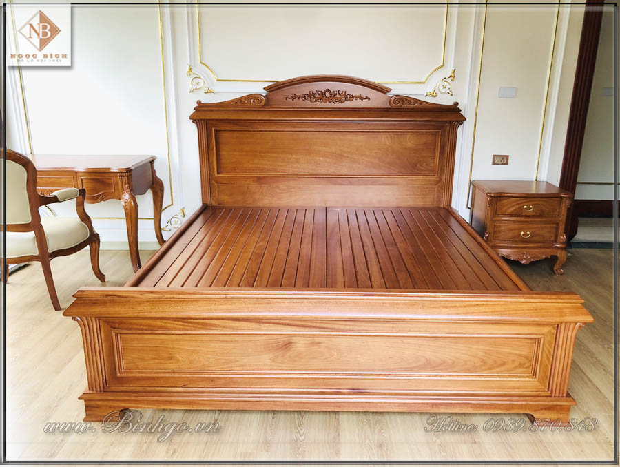 Giường ngủ tân cổ điển mẫu Italy. Được thiết kế theo phong cách Italy rất thanh thoát tinh tế và nhẹ nhàng. 