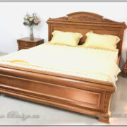 Mẫu giường Italy gỗ gõ Đỏ năm 2022, được sản xuất hoàn toàn theo phương pháp truyền thống của làng nghề Đồng Kỵ. Do đó đảm bản độ bên rất cao.