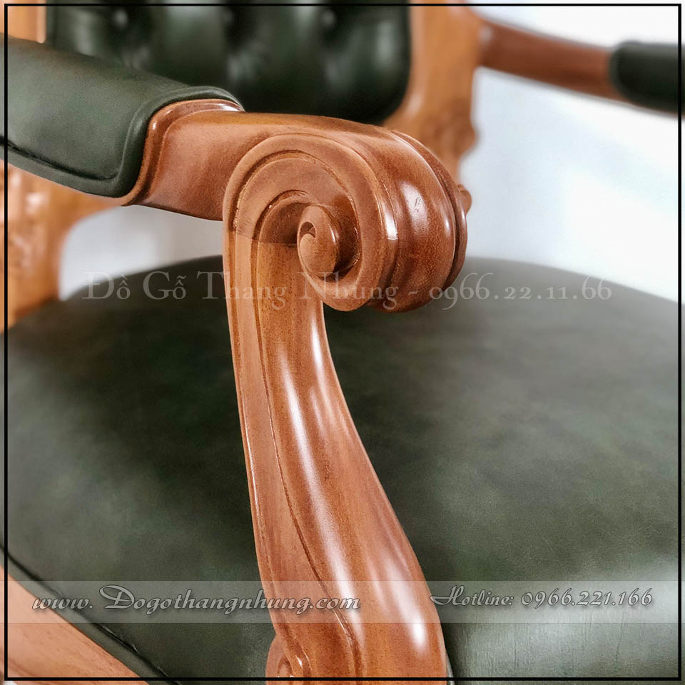 Ghế Giám Đốc Nữ chân tĩnh được thiết kế theo chuẩn độ cao của bàn làm việc. Từ đất lên đến mặt ghế là: 49cm. Phù hợp với bàn làm việc cao từ 76cm đến 81cm. Độ cao chuẩn nhất là: 77cm.