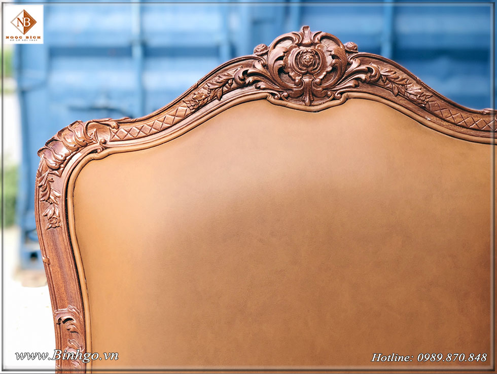 Họa tiết ghế đơn bộ Sofa Tân Cổ Điển phòng chủ tịch - Làm bằng gỗ Gõ Đỏ quý hiếm, Bọc màu Da Bò. 