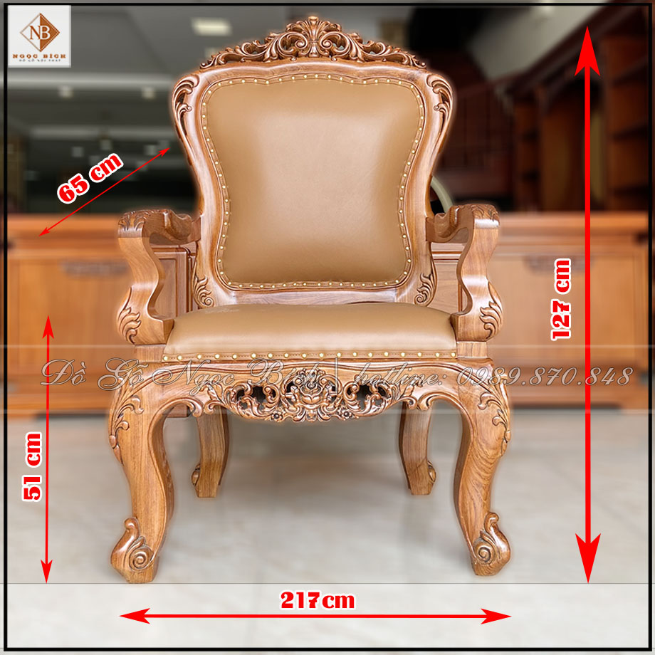 Ghế Giám Đốc mẫu Louis cũng được thiết kế phù hợp với các bàn làm việc có kích thước dài từ 175cm đến 217cm 