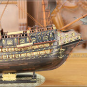 Phần mũi thuyền Mô hình Thuyền buồm phong thủy gỗ mun 80cm để bàn làm việc